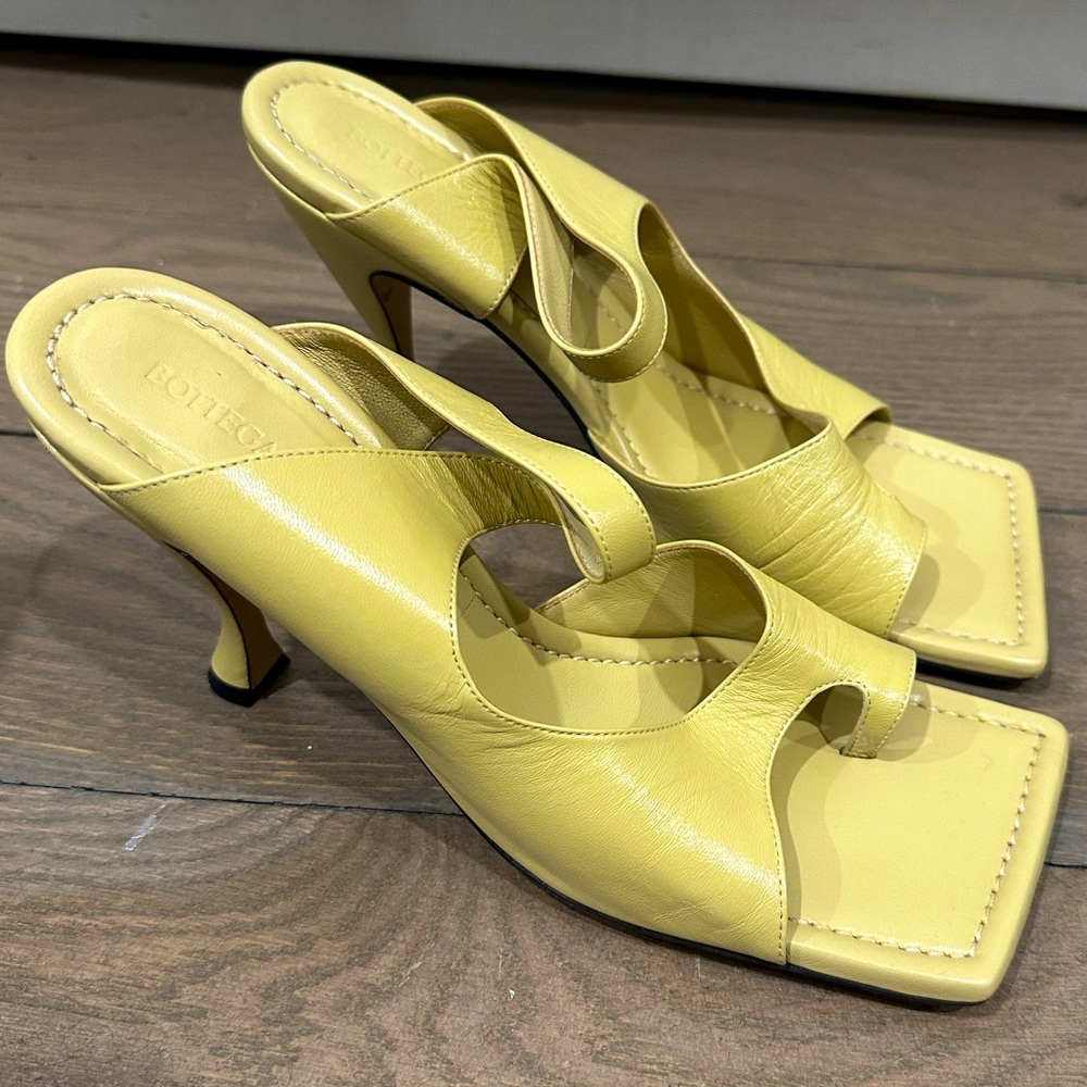 Bottega Veneta sandals, in tapioca